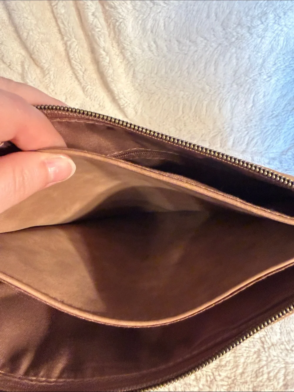 T-Shirt & Jeans Cognac Faux Leather Crossbody Bag 623103N-COG NWT‎